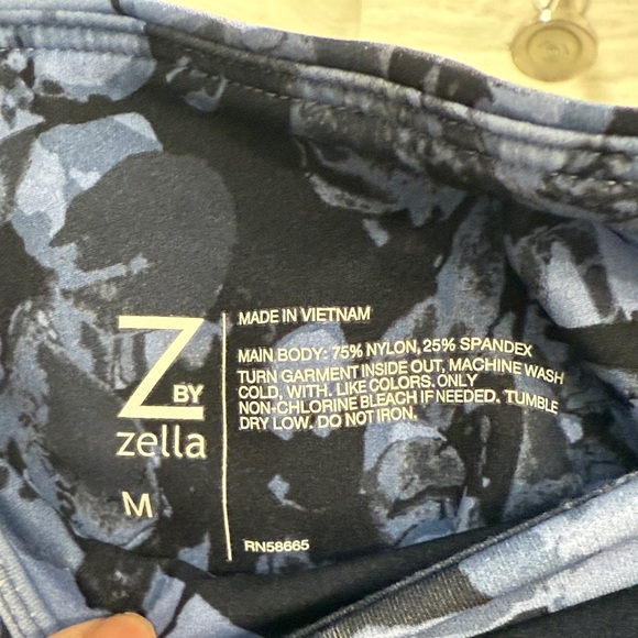 Floral Workout Pants - Picture 2 of 3